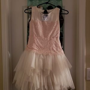 Girls dress